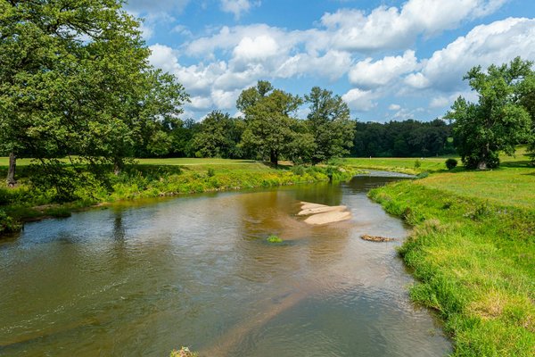 How can UK women manage gestational diabetes effectively?